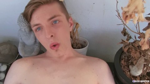 Czech anal action with no condom featuring Tony Milak